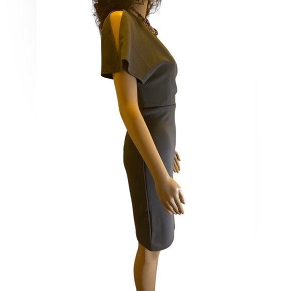 Lulu’s Dress - Picture 2 of 7